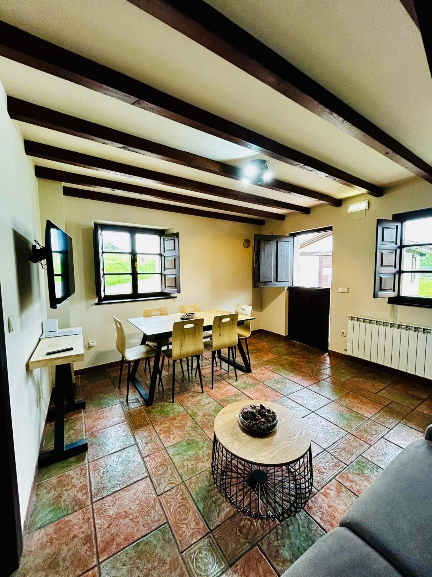 Appartement Casa La Maestra à Arriondas Extérieur photo